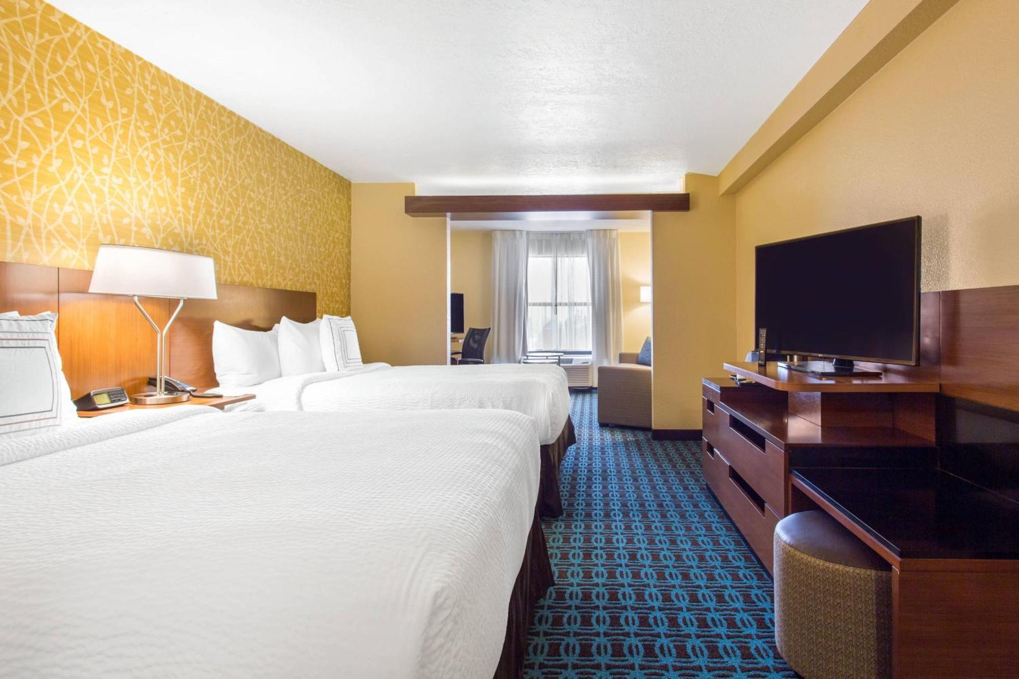 Fairfield & By Marriott