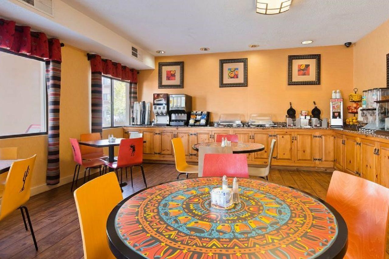 Fairfield & By Marriott Hotel 3*
